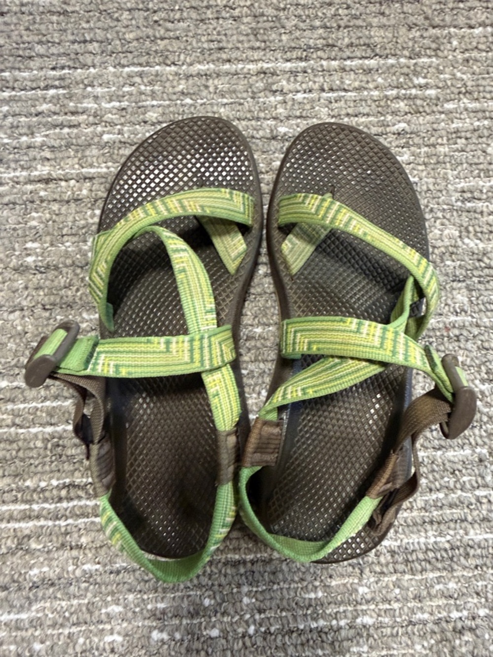 Women's Green Chaco Outdoor Sandals